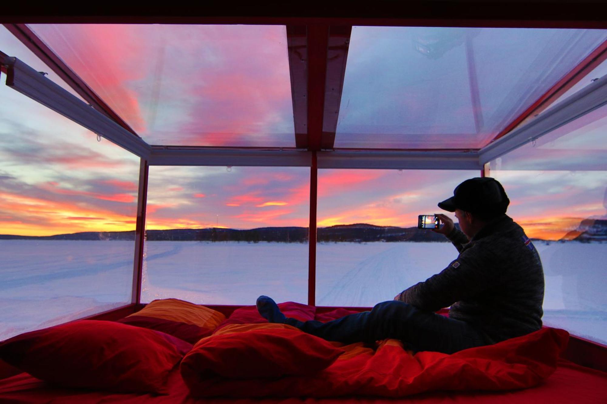 Lake Inari Mobile Cabins Стая снимка