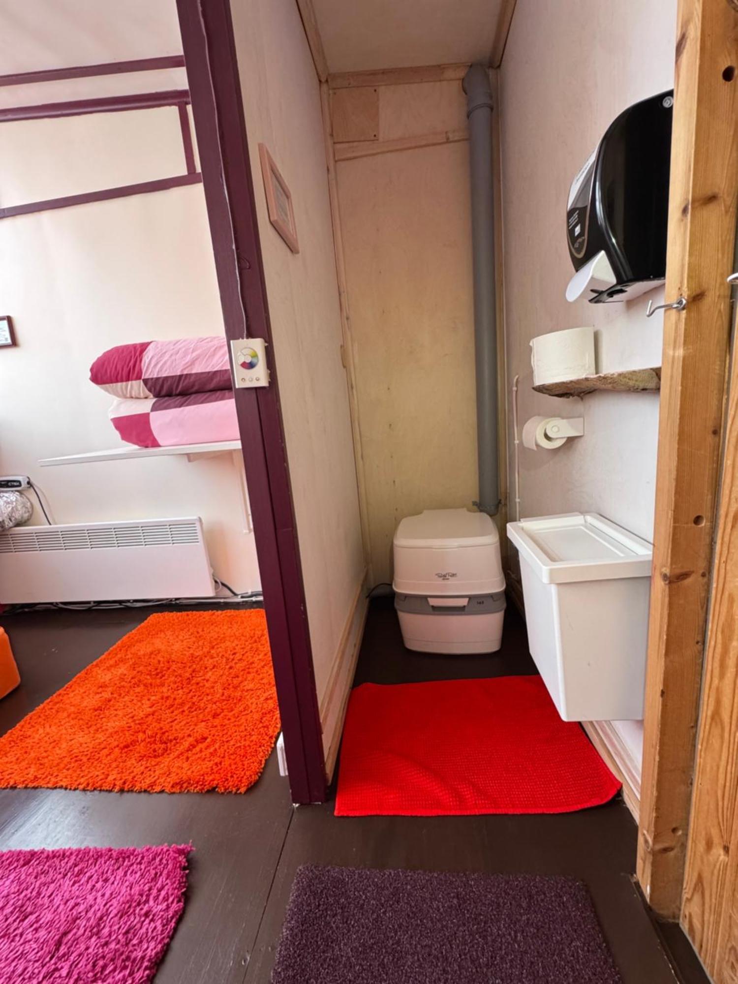 Lake Inari Mobile Cabins Екстериор снимка