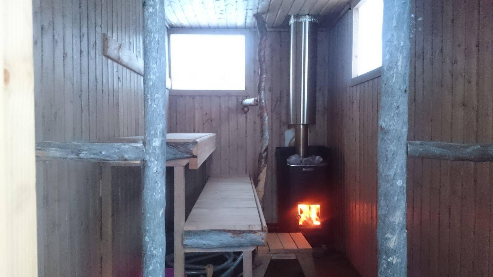 Lake Inari Mobile Cabins Екстериор снимка